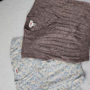 E.V.E. LTD VINTAGE KNIT VEST BUNDLE SIZE 42
